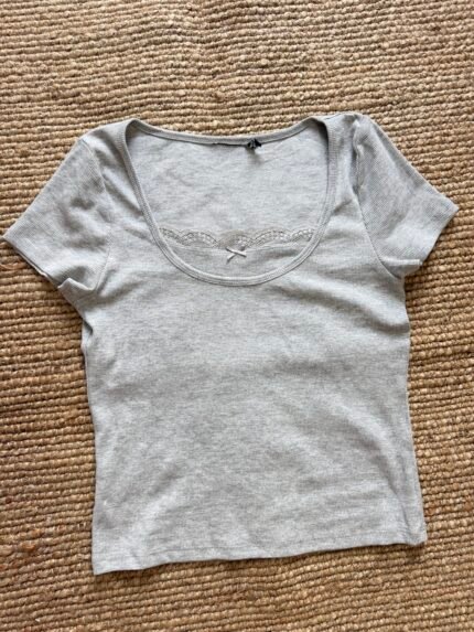 Ribbed lace design top(grey)
